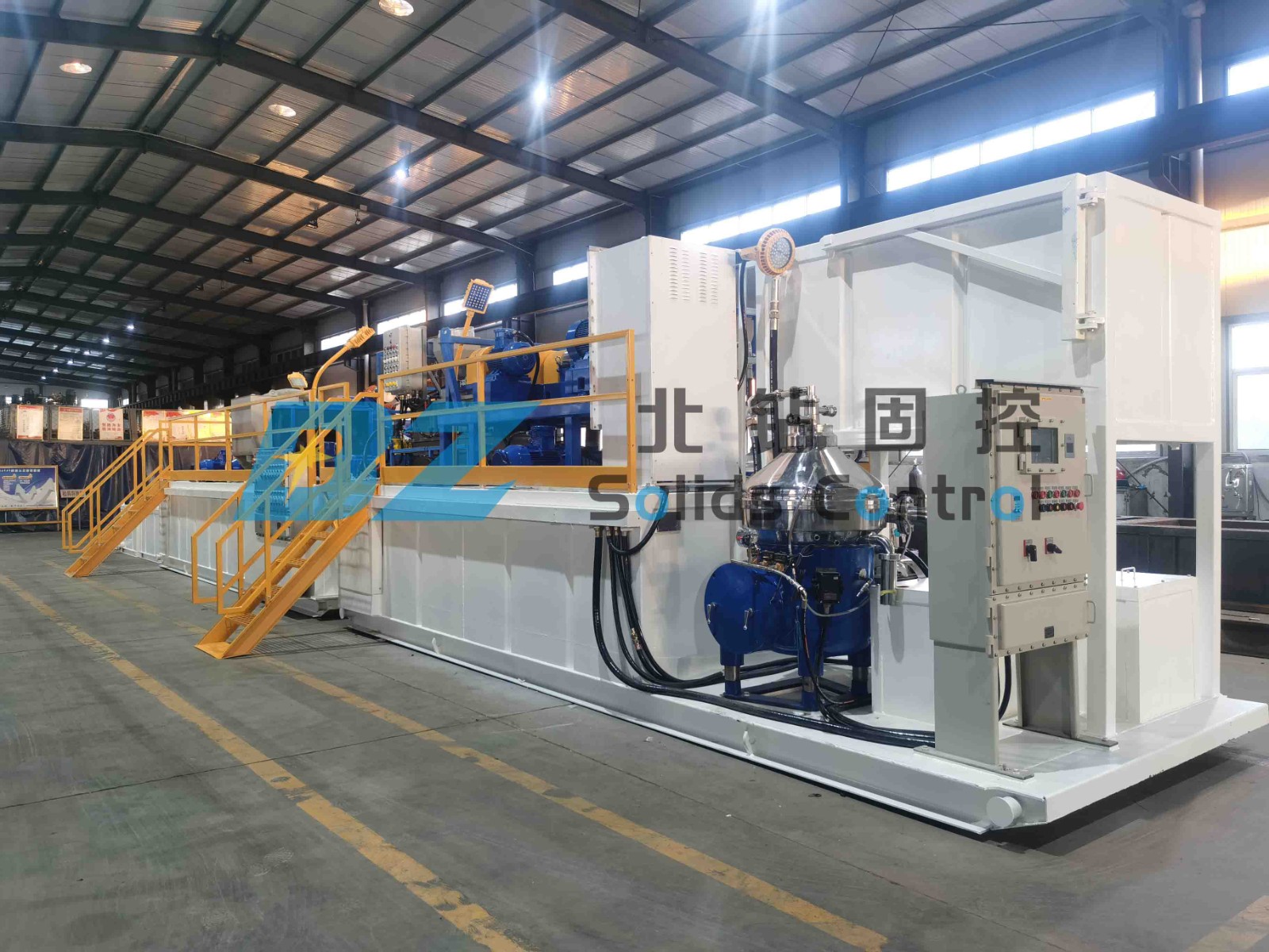 北钻固控含油污泥处理系统准备发往国内某项目现场