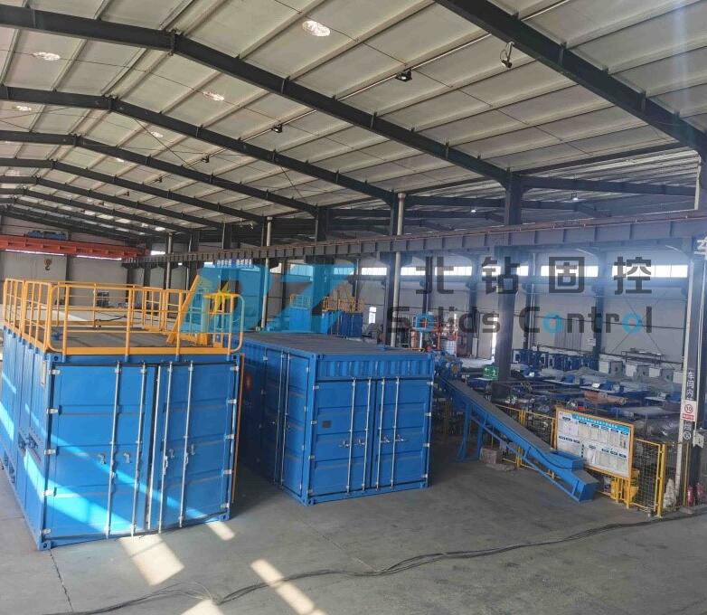 北钻固控集装箱式超大型油泥处理系统销往国内某大型石油炼化现场